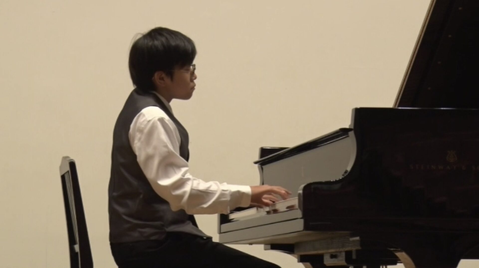 中２橋本直樹君がピティナ・ピアノコンペティションソロ部門E級で全国大会出場！！